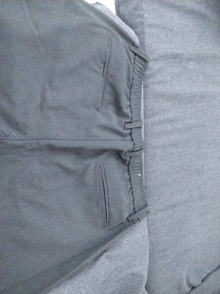 Pantalón negro