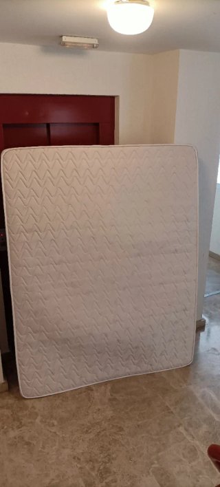 Canapé con Colchón Matrimonio Badajoz