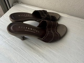 Sandalias Hispanitas tacón cuero marrón