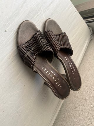 Sandalias Hispanitas tacón cuero marrón