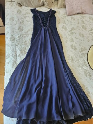 Vestido de fiesta azul marino