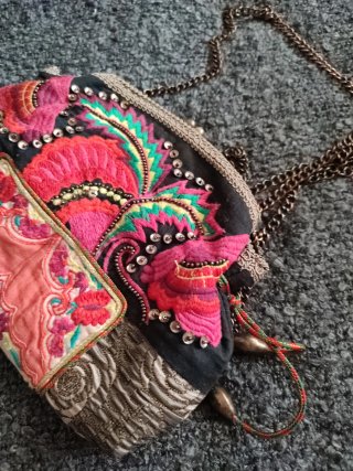 Bolso fiesta Zara multicolor bordado