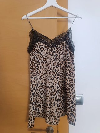 Mono corto animal print Mango con encaje