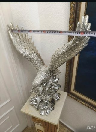 Figura Águila Real Plateada