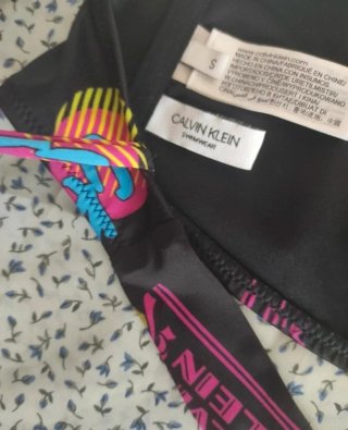 Top Bikini Calvin Klein Estampado Retro Talla S