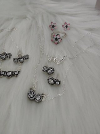 Conjunto Pandora Anillos y Pendientes Rosa
