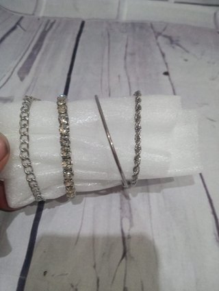 Pack 4 Pulseras Plateadas