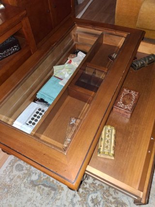 Mesa de centro de madera. Precio negociable