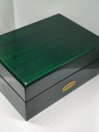 Caja de Reloj Jaguar Verde y Dorada