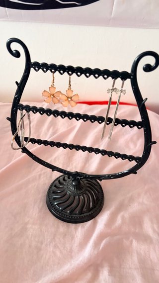 Soporte para pendientes negro