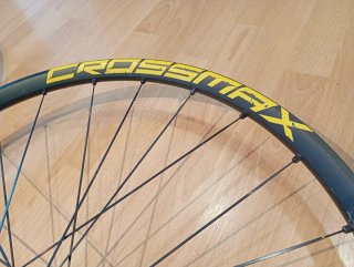 Ruedas Mavic Crossmax XL 29 personalizadas.