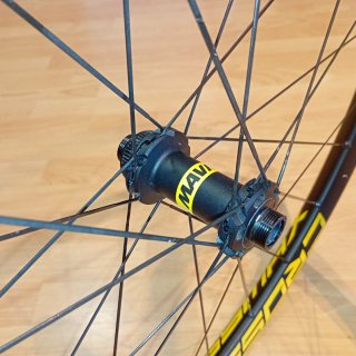 Ruedas Mavic Crossmax XL 29 personalizadas.