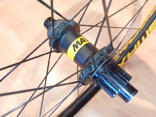 Ruedas Mavic Crossmax XL 29 personalizadas.