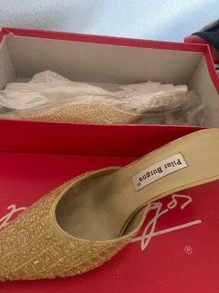 Zapatos Pilar Burgos Talla 39 Dorados