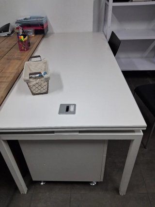 Mesa oficina 180x80cm con cajonera