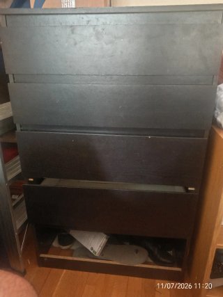 Regalo Cajonera negra Gratis