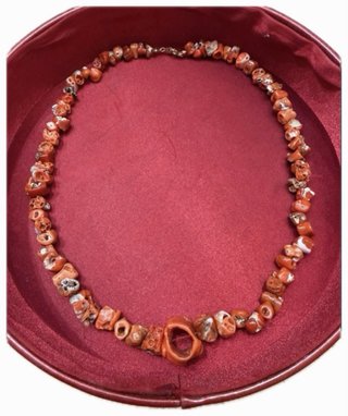 Collar de Coral volcánico Sciacca Costa Siciliana