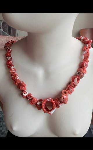 Collar de Coral volcánico Sciacca Costa Siciliana