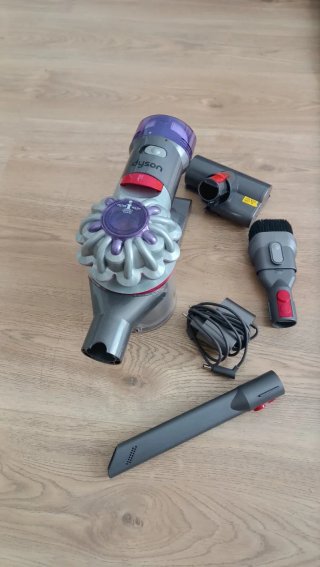Aspiradora Dyson V6 con batería