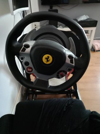 Volante Thrustmaster Ferrari 458 Italia Ed