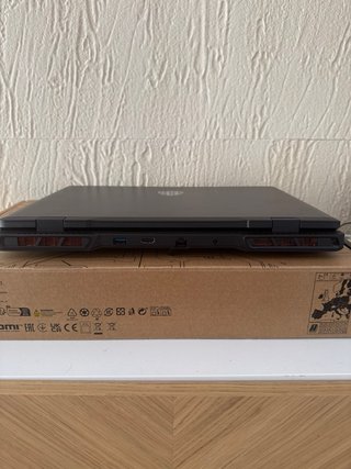 Portátil MSI Crosshair A16
