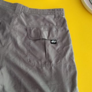 Bermuda Cargo Quiksilver Gris Talla L