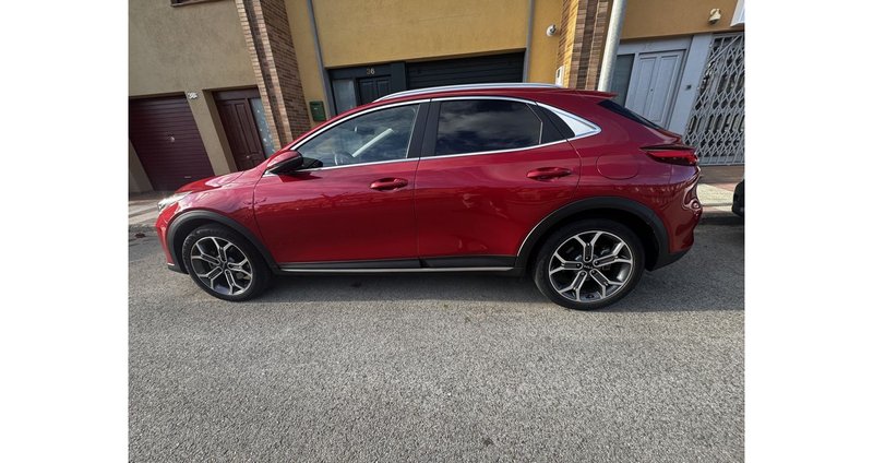 Kia XCeed 1.0 T-GDi Tech 2022, foto 2