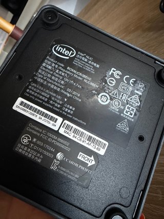 Intel NUC i3 Mini PC Negro/Gris