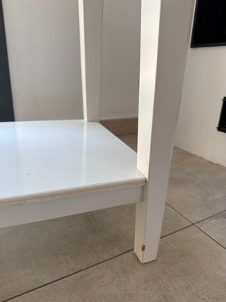 Mesita auxiliar blanca con cristal