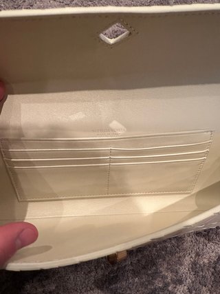 Bolsa Bottega Veneta Andiamo Clutch Creme