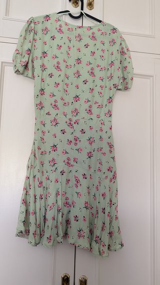 Vestido verde floral Stradivarius Talla S