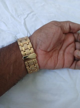 Reloj Louis Valentin Dorado