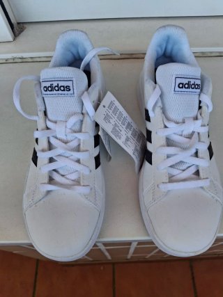 Adidas Blancas Niños Talla 36