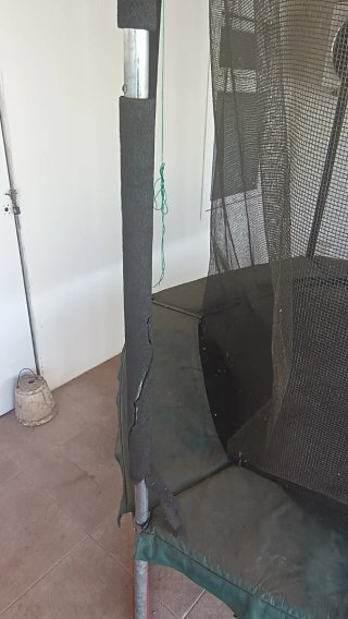 Cama elástica hexagonal 240cm con red Del 2020