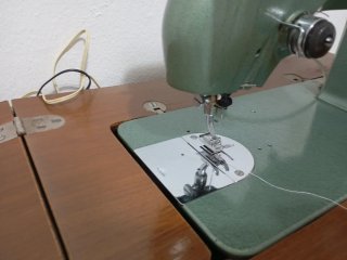 Máquina de coser Refrey 427