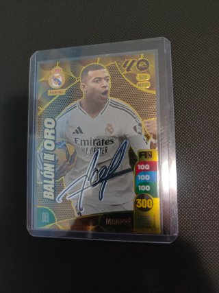Mbappé Balón de Oro Panini Firma