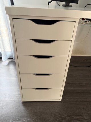 Scrivania Bianca Ikea con Cassettiera