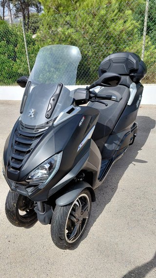 Peugeot Metropolis 400 - Solo 1060 km