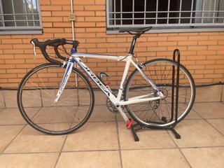 Bicicleta Carretera Orbea Aqua Blanca y Azul