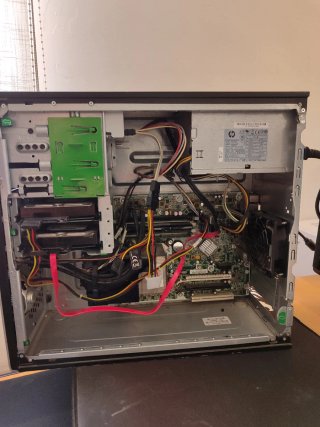 HP Compaq 8200 Elite Microtower PC Desktop