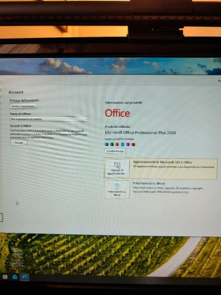 HP Compaq 8200 Elite Microtower PC Desktop