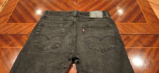 PANTALÓN LEVI'S 502, HOMBRE, NEGRO CARBÓN W32 L32.
