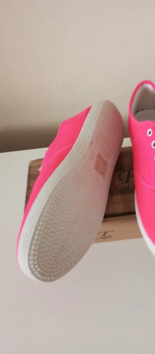 Zapatillas rosas  con cordones talla 38
