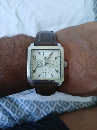Reloj Lotus Cuadrado Marrón y Plateado
