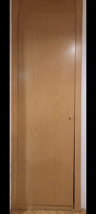 Puerta de armario de madera