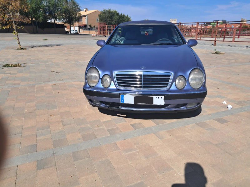 Mercedes-Benz  CLK 1999 - foto 1