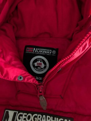 Anorak Geographical Norway Rojo