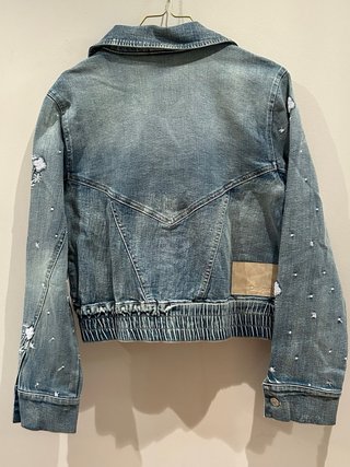 Chaqueta tejana Desigual bordada