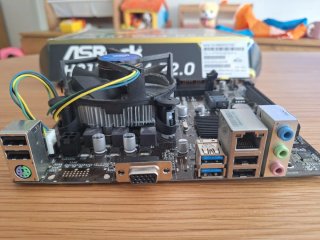 CHOLLO! Placa Base ASRock H81M + Intel i3-4130