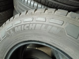 Michelin 225/70R15C 112/110S Neumático